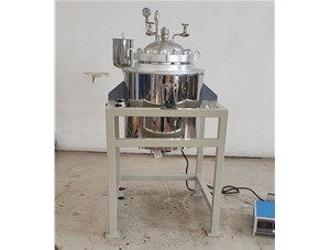 20L不銹鋼噴涂PFA儲罐已完工發(fā)往包頭